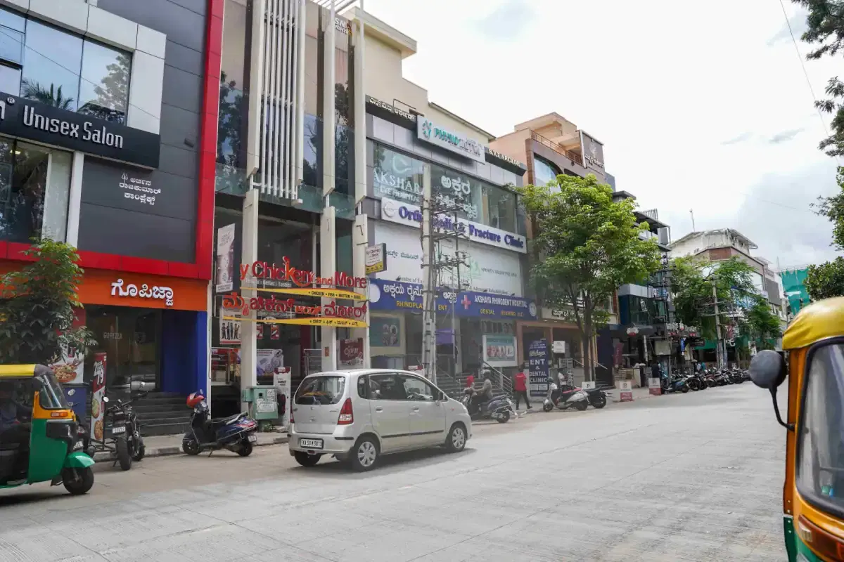 Chiropractors in Sahakar Nagar — clinic photograph 7 of 7